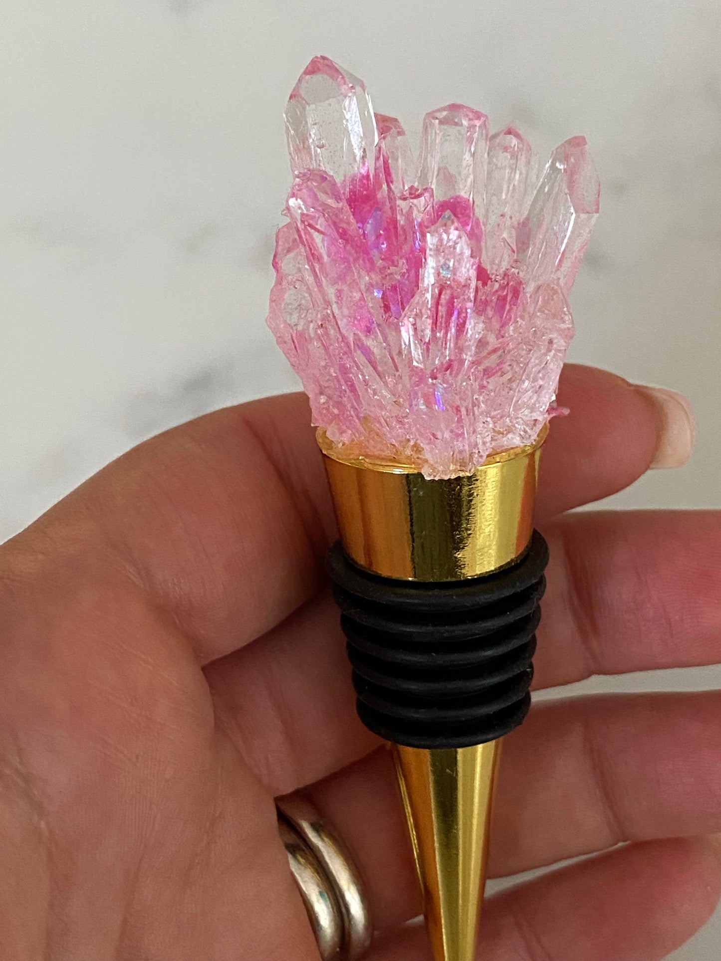 Crystal wine topper
