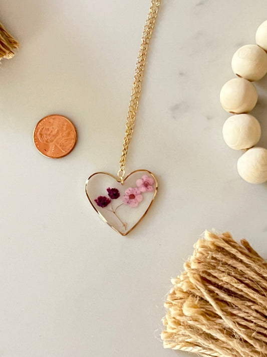 Pressed flowers resin necklace