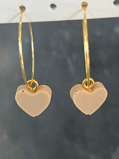 Latte beige mini resin heart earrings