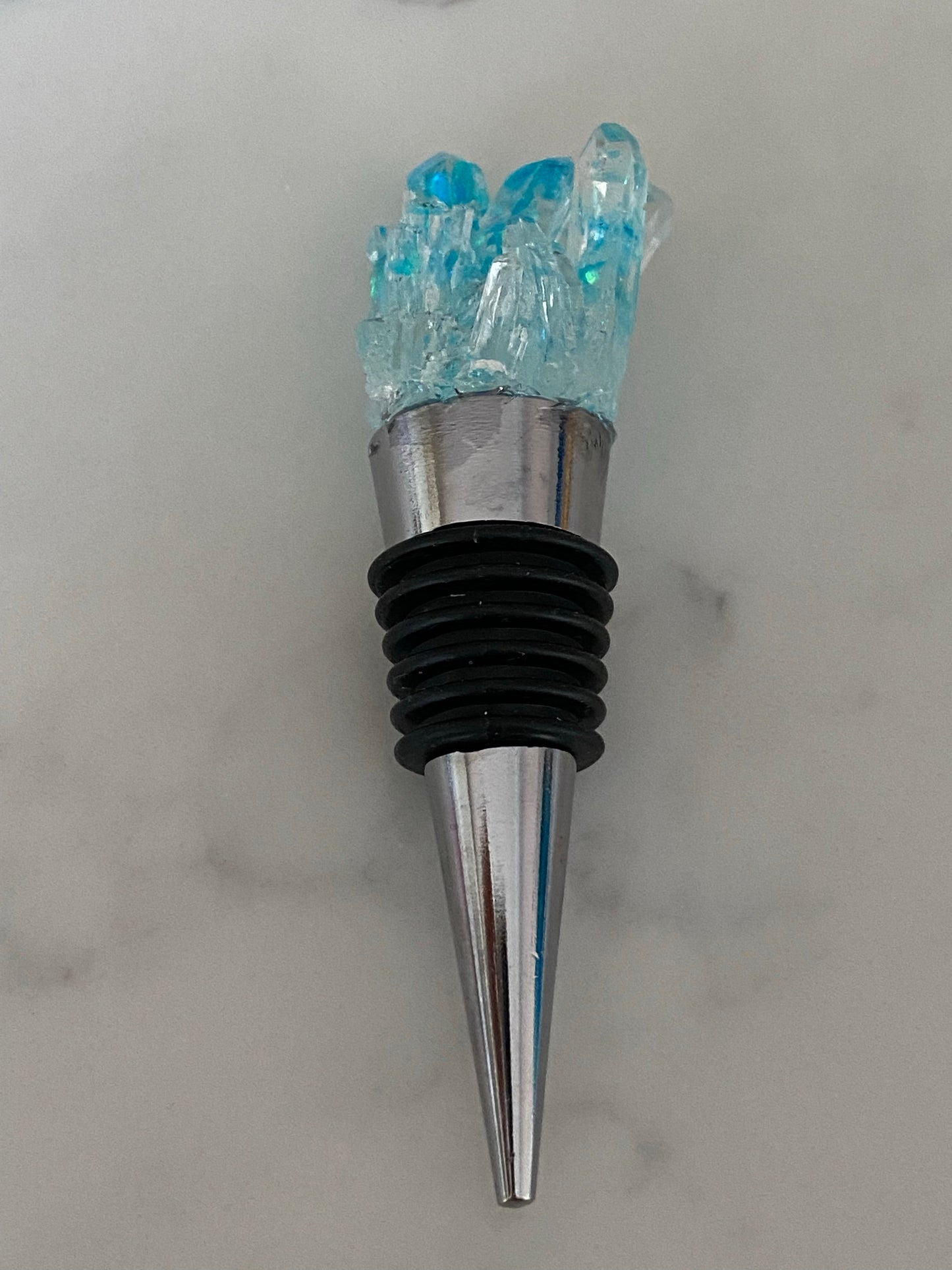 Crystal wine topper