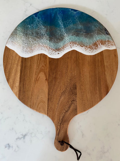 Round triple blue wave charcuterie board for Momsy!